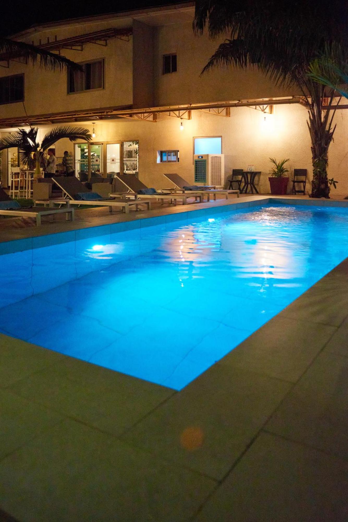 Le Kare Ebene Hotel Cotonou Exterior photo